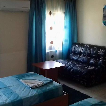 Iglika Hotel Yambol Bagian luar foto