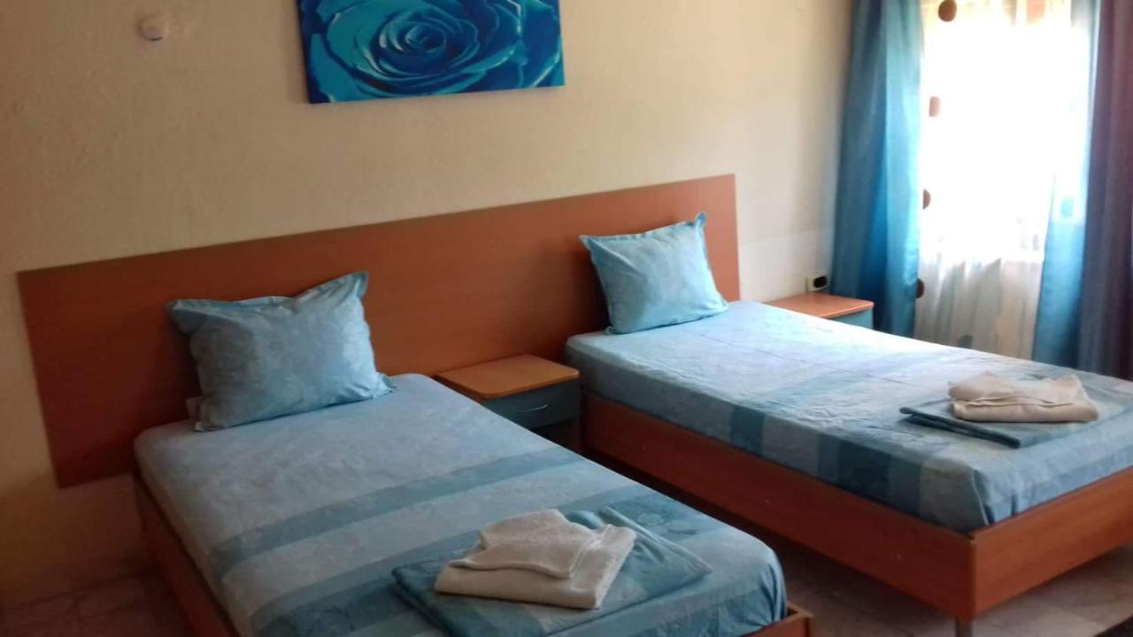 Iglika Hotel Yambol Bagian luar foto