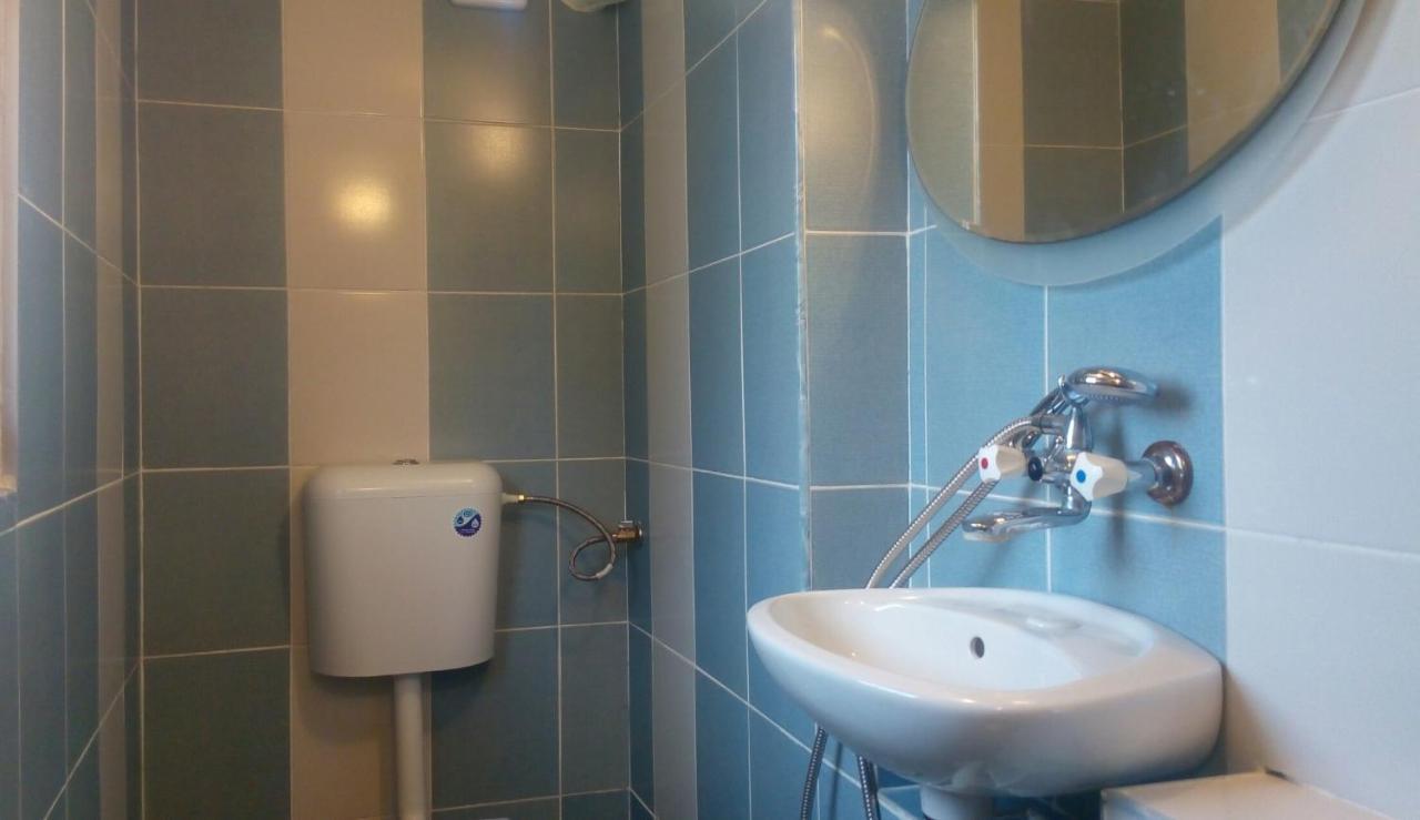 Iglika Hotel Yambol Bagian luar foto