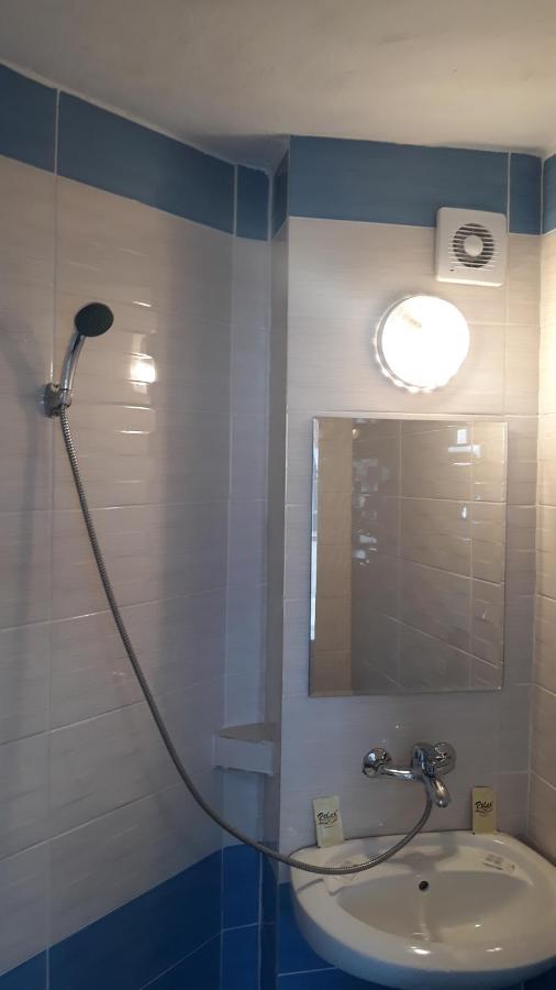 Iglika Hotel Yambol Bagian luar foto